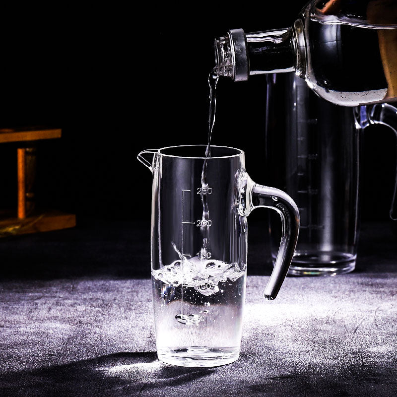 Thickening Glass Pitcher with Handle,Water Pitcher with Precise Scale Line