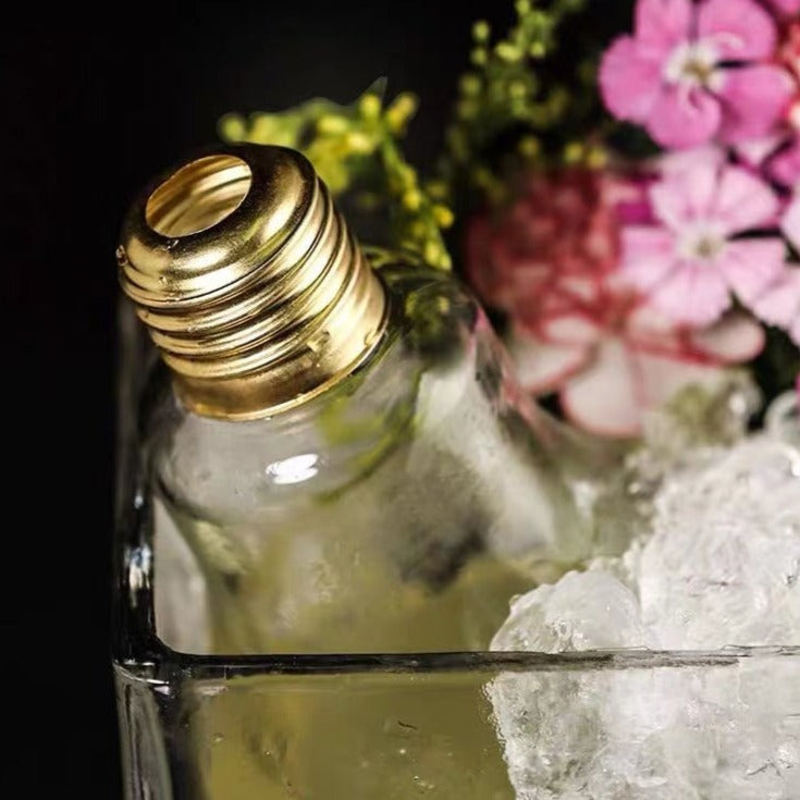Unique Designed Stylish Wine Glasses,Creative Cocktail Glass Square Base