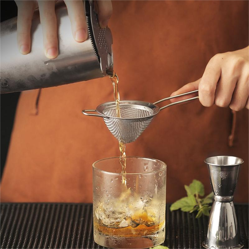 Stainless Steel Fine Mesh Strainer - Cocktail Strainer with Handle - 7"/20cm Fine Mesh Strainer for Bar & Kitchen