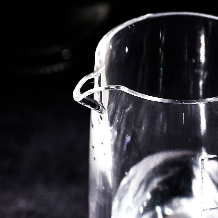 Clear  Water Pitcher with Handle,Great for Iced Tea, Sangria, Lemonade, Juice, Milk