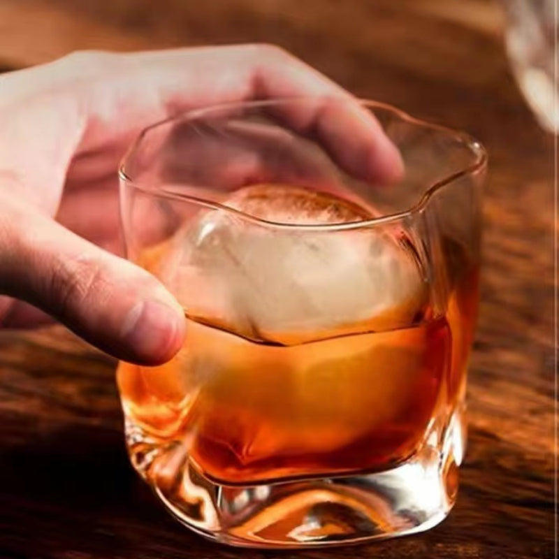 Popular Style Creative Beer Whiskey Glass Crystal Glass Cup Special-Shaped Cup Twisted Glasses Cup for Men Gift