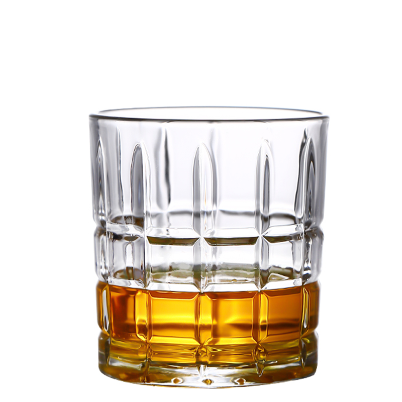 Extravagant Handmade Noble Glass Bottle Crystal Whiskey Glass