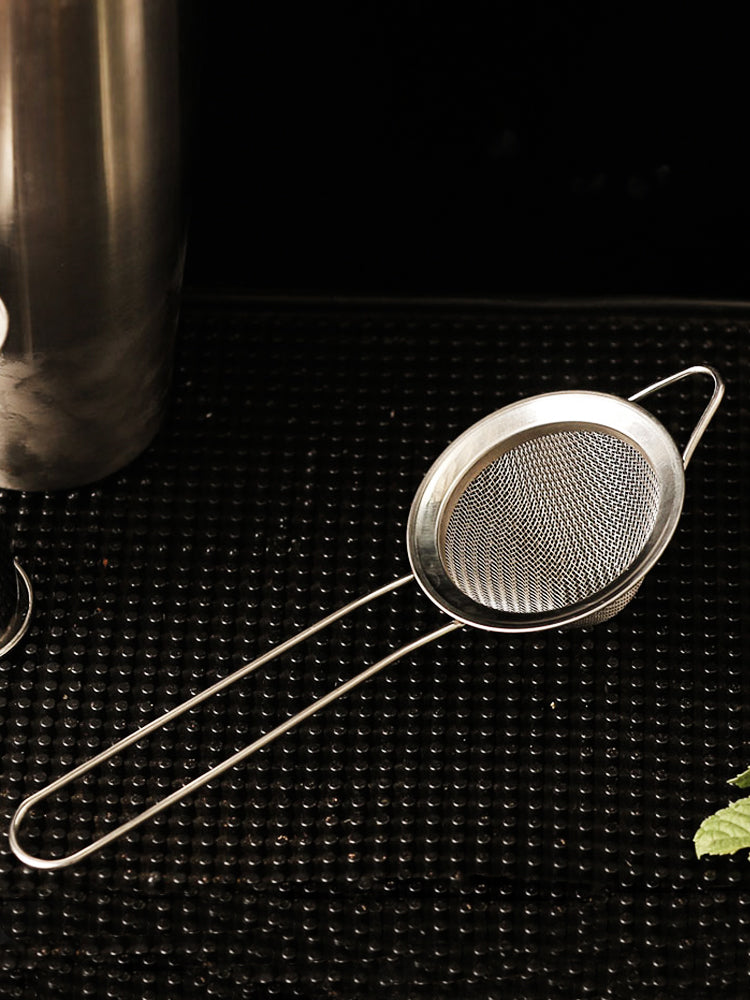 Stainless Steel Fine Mesh Strainer - Cocktail Strainer with Handle - 7"/20cm Fine Mesh Strainer for Bar & Kitchen