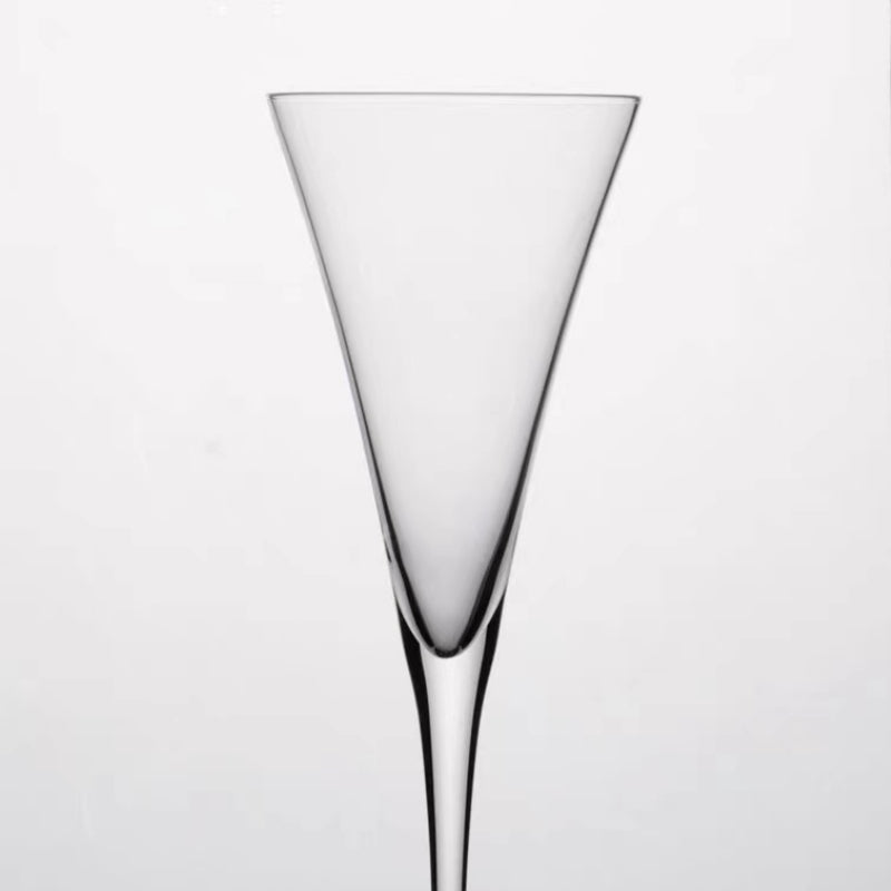 Stylish Toasting Champagne Glasses
