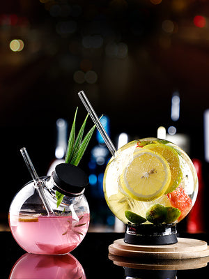 Stylish Spherical Globe Cocktail Glass with Lid,Creative Wine Glasses with Straws
