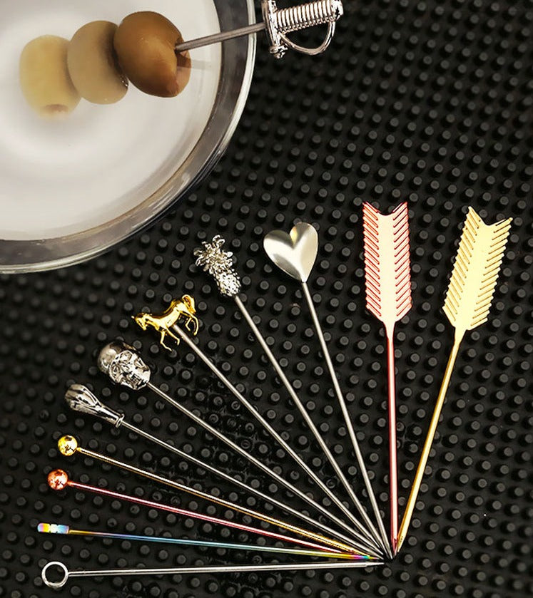 Stainless Steel Cocktail Sign Wine Needle Creative Martini Olive Sign Bartender Decoration Items Fruit Fork