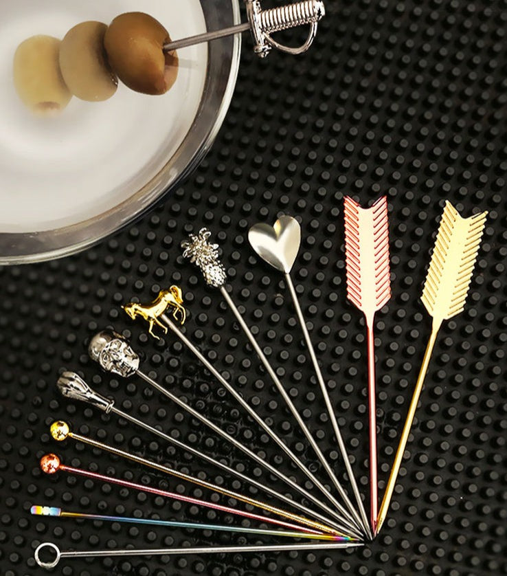Stainless Steel Cocktail Sign Wine Needle Creative Martini Olive Sign Bartender Decoration Items Fruit Fork