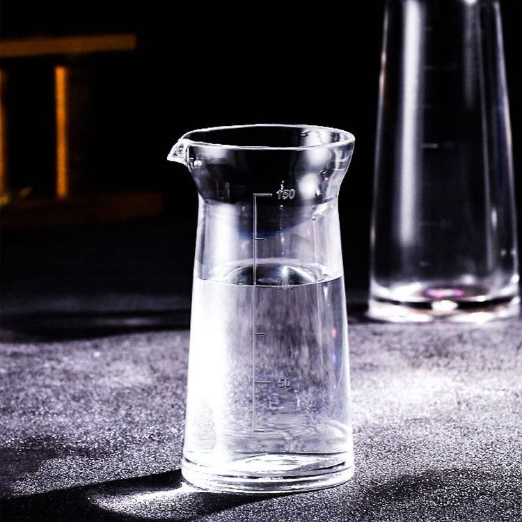Thickening Glass Pitcher,Wine Jug Cold Water Jug with Precise Scale Line